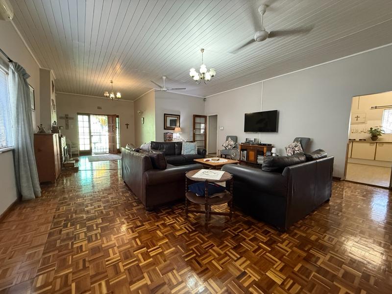 4 Bedroom Property for Sale in Myrtledene Western Cape
